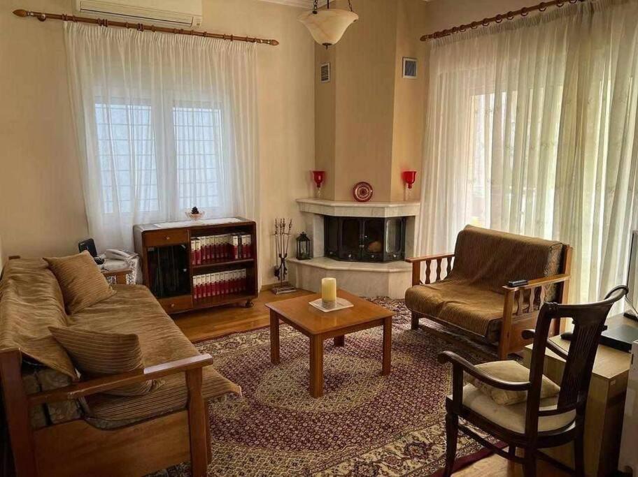 Το Σπίτι Του Μύλου Των Ξωτικών Villa Tríkala Buitenkant foto